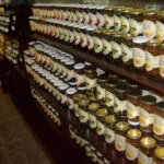 What's the contrast between jam, jelly, and preserves?